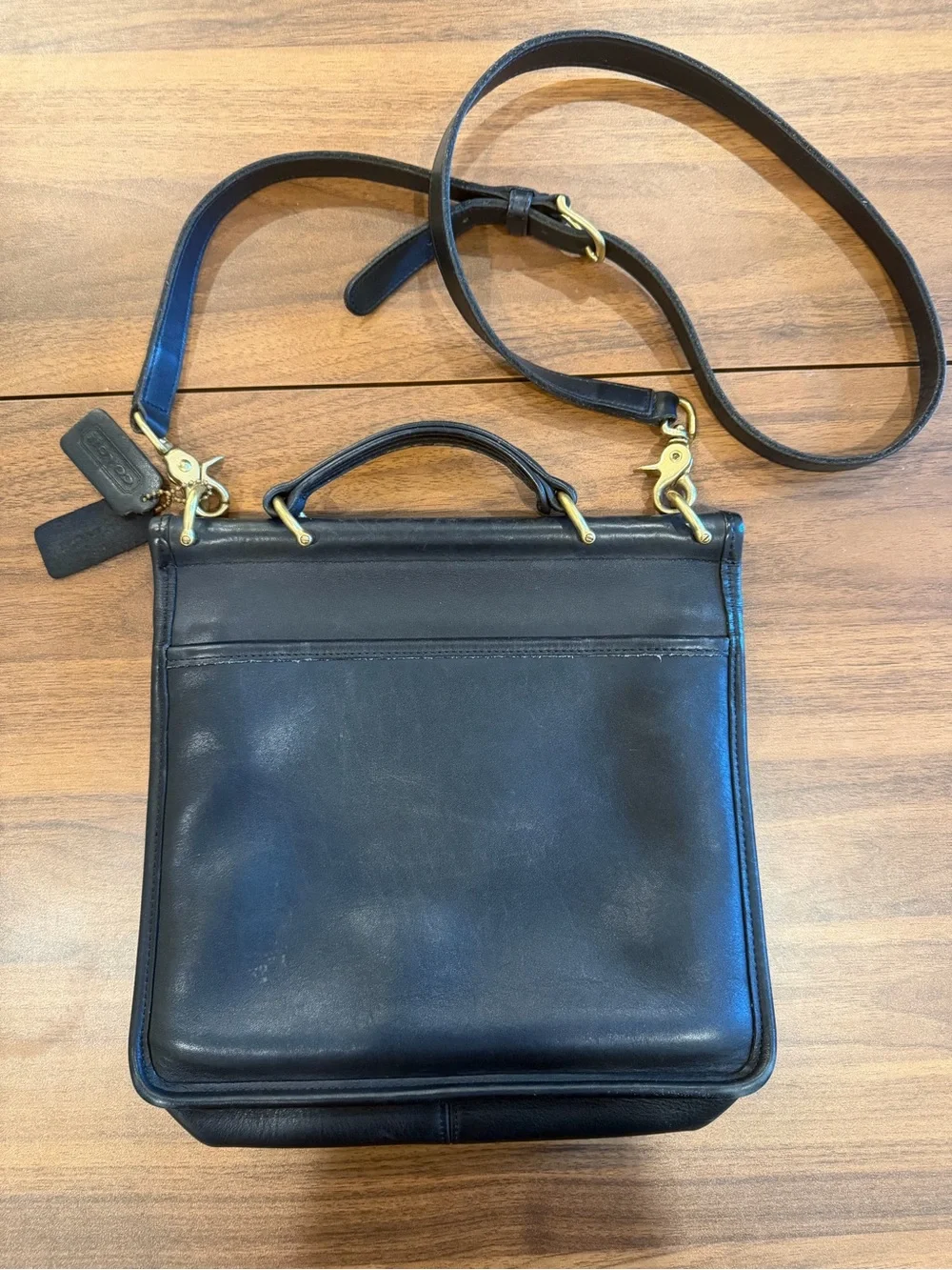 Vintage Coach Willis Crossbody Bag